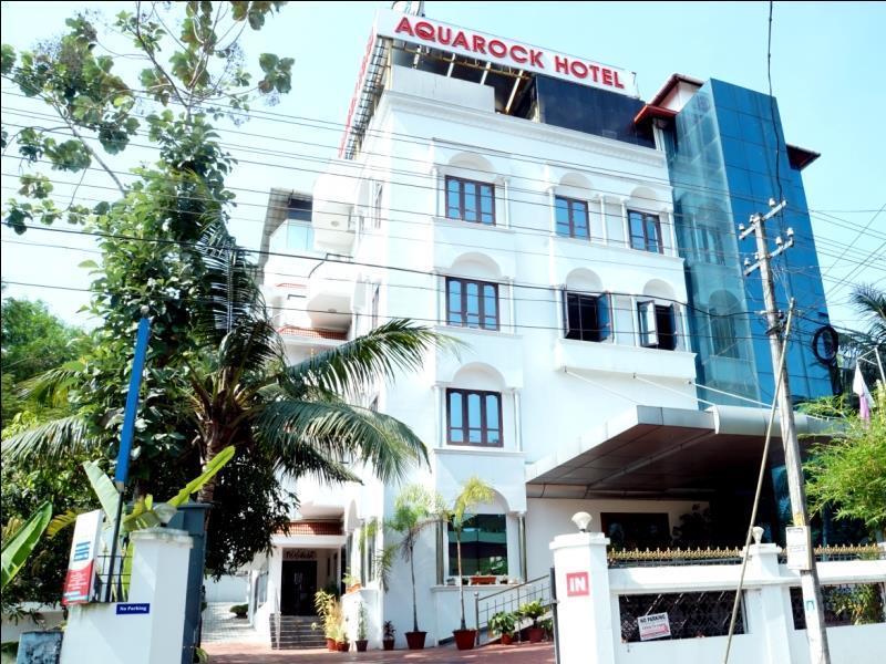 Aquarock Hotel Kazhakuttam Exterior foto